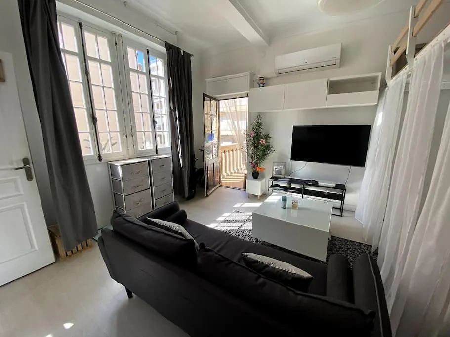 Moderne, Terrasse Et Climatise Apartment Antibes