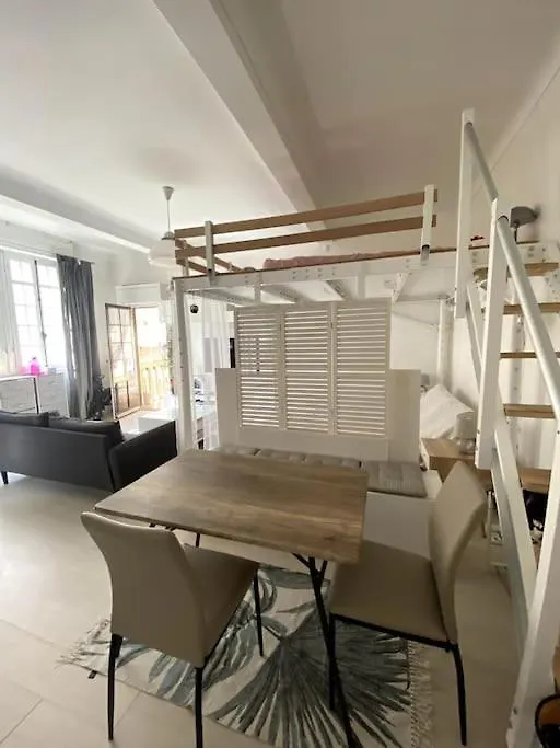 Moderne, Terrasse Et Climatise Apartment Antibes
